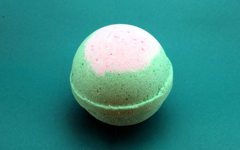 Sweet Pea Bath Bomb